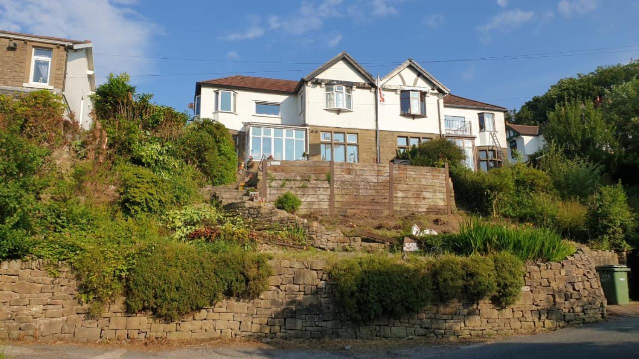 Alma Cliffe Guest House Barnoldswick Exterior photo